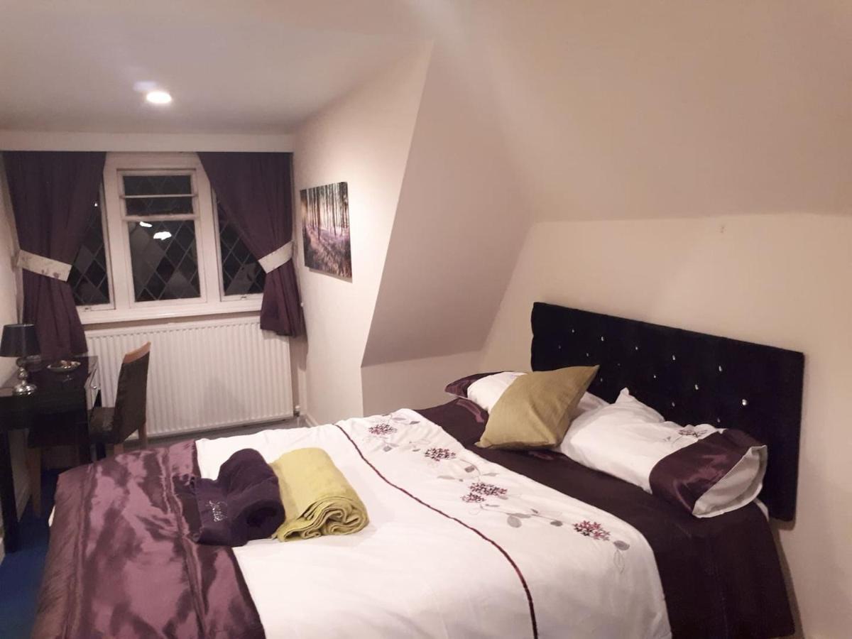 Апартаменты Peaceful Retreat Hideaway Surrey Эшер Экстерьер фото